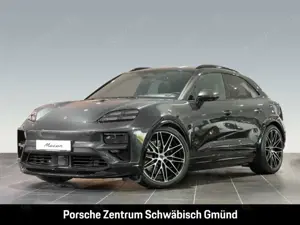 Porsche Macan Turbo BOSE Luftfederung Panoramadach LED