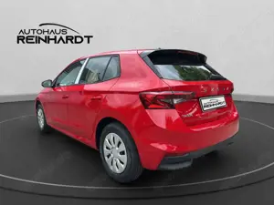 Skoda Fabia FABIA ESSENCE 1.0 TSI /SHZ/LED/KLIMA/DAB Bild 4