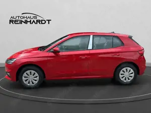 Skoda Fabia FABIA ESSENCE 1.0 TSI /SHZ/LED/KLIMA/DAB Bild 3