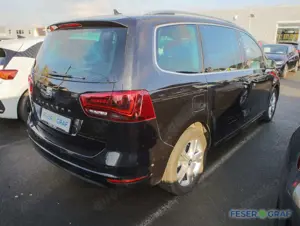 SEAT Alhambra Xcellence 2.0 TDI DSG Navi AHK 7-Sitzer Bild 2
