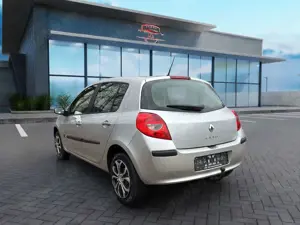 Renault Clio III Edition Dynamique (Tüv und Service Neu) Bild 5