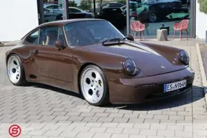Porsche 964 Based- 911  H STROSEK Mega 30 Reimagined Bild 4