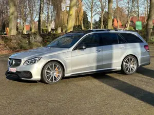 Mercedes-Benz E 63 AMG E 63s AMG *4-MATIC*PANO*360*DISTR*KEY-GO*HK