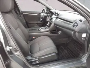 Honda Civic 1.0 Turbo Elegance Bild 3