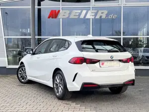 BMW 118 d adapt.LED Kamera Sitzheiz. 2xParktronik Bild 4