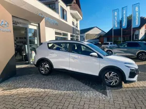 Hyundai BAYON 1.0 T-GDI M/T 100PS Trend + Komfort-Paket Bild 3