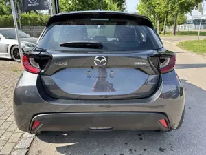 Mazda 2 Hybrid 1.5L VVT-i 116 e-CVT CENTRE-LINE Bild 5