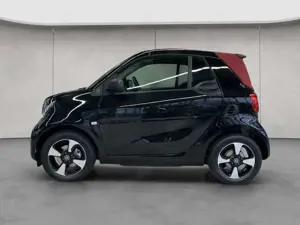 smart forTwo fortwo EQ passion/22kW/Verdeck rot/ nur 4.600 kmn Bild 2
