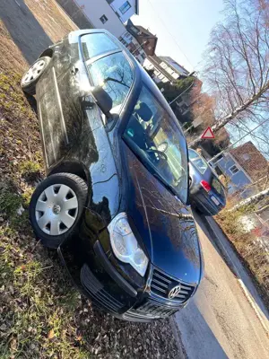 Volkswagen Polo Polo IV  3-Türer 1.2 Sportlin Tüv neu Exenon Bild 3