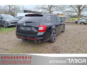 Skoda Octavia Combi 2.0 TDI RS DSG AHK Navi Leder LM Bild 3