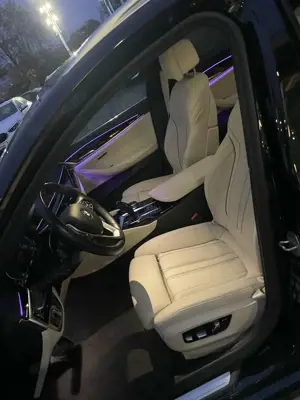 BMW 520 d xDrive Touring Aut. Luxury Line Bild 5