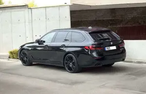 BMW 520 d xDrive Touring Aut. Luxury Line Bild 2