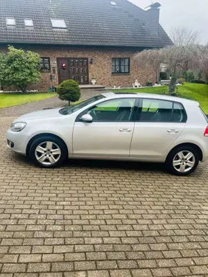 Volkswagen Golf 1.4 TSI 90 kW Comfortline, Klima, SD, 1 Han Bild 2