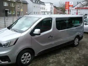 Renault Trafic 1.Hand,Lang Version,9 Sitzer,Navigation,Klima,usw