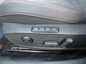 CUPRA Leon 2.0 TSI VZ MATRIX NAVI AHK VORB. TRAVEL ASS Bild 5