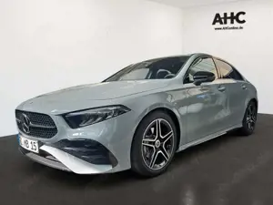 Mercedes-Benz A 200 Limousine +AMG+NIGHT+KEYLESS+Standheizung+