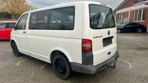 Volkswagen T5 Transporter Kasten-Kombi 9Sitze Bild 3