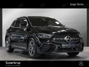 Mercedes-Benz GLA 200 // AMG MULTI AHK DISTR KAMERA SPUR PDC