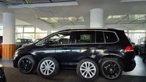 Volkswagen Touran Highline/7-Sitze/ACC/AHK/LED/SHZ/Standh Bild 2