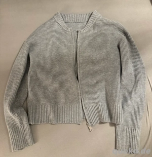 Strickjacke