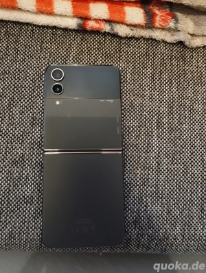 Samsung Galaxy Z Flip 4 128 GB schwarz 