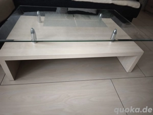 Couchtisch mit Glasplatte 