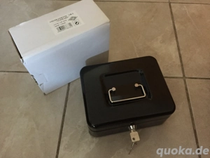 schwarze Geldkassette Euro Tresor sparen Kasse Geld Kunden