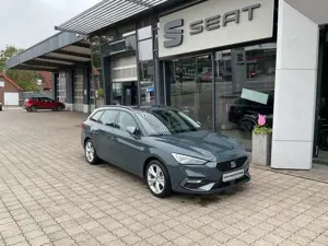 SEAT Leon 1.5 eTSI 150PS FR - Matrix LED