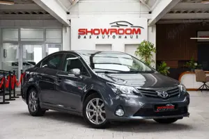 Toyota Avensis Executive Kamera Xenon PDC 1.Hand 54tkm! Bild 3