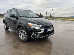 Mitsubishi ASX 2.2 DI-D 4WD Automatik Diamant Edition+ Bild 2