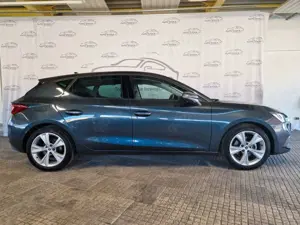 SEAT Leon FR 1.0 TSI Navi LED PDC ACC beats Soundsyst Bild 4