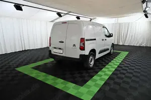 Citroen Berlingo 50 kWh L1 KaWa 136 7,4-KW NAV HOLZBODEN Bild 5