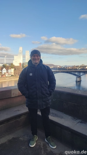 Ich suche sie für Besprechungen.