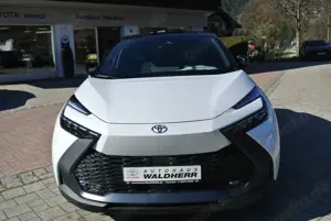 Toyota C-HR 2.0 Hybrid Team Deutschland