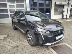 Peugeot 5008 Allure Pack PT130 , Navi , Kamera , Sitzhzg.
