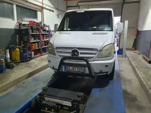 Mercedes-Benz Sprinter 215 CDI 906.111