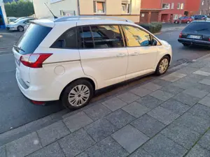 Ford Grand C-Max Trend Bild 3