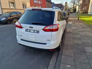 Ford Grand C-Max Trend Bild 2