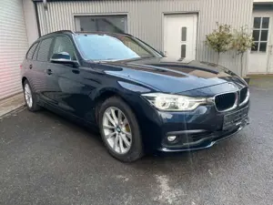 BMW 330 Touring Advantage LED Leder Navi HeadUp