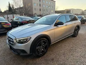 Mercedes-Benz E 220 d 4MATIC T All-Terrain Autom.*AMG Felgen