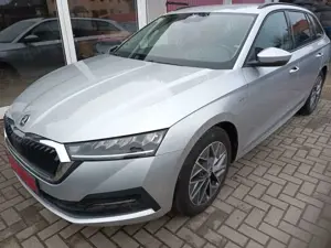Skoda Octavia OCTAVIA COMBI 1.5 TSI DSG+LED+NAVI+GARANTIE 2028