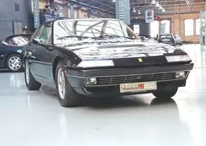 Ferrari 412 i - Schweizer Modell mit 5Gang-Schaltgetriebe Bild 4