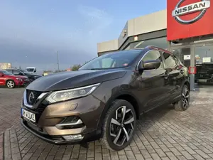 Nissan Qashqai 1.2 DIG-T TEKNA/360°/NAVI/DAB Bild 3