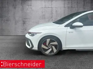 Volkswagen Golf GTI 8 2.0 TSI DSG Facelift IQ-LIGHT DIGITAL PRO PANO K Bild 4
