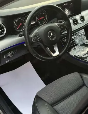 Mercedes-Benz E 220 d 9G-TRONIC Avantgarde Bild 5