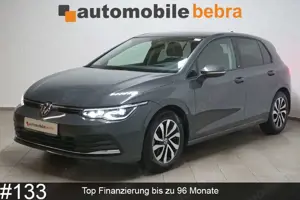 Volkswagen Golf 8 2.0TDI DSG Active Virtual AHK Pano Navi