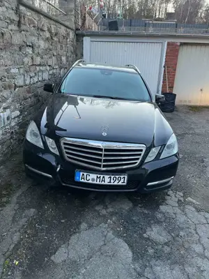Mercedes-Benz E 220 T CDI Automatik Avantgarde