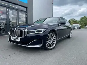 BMW 740