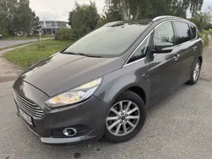 Ford S-Max S-Max Diesel 2.0 TDCi Titanium
