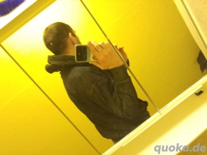 Hi ich suche Männer die mich für Geld ficken.